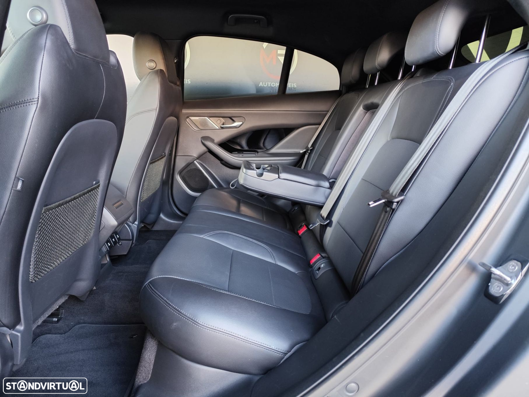 Jaguar I-Pace - 26