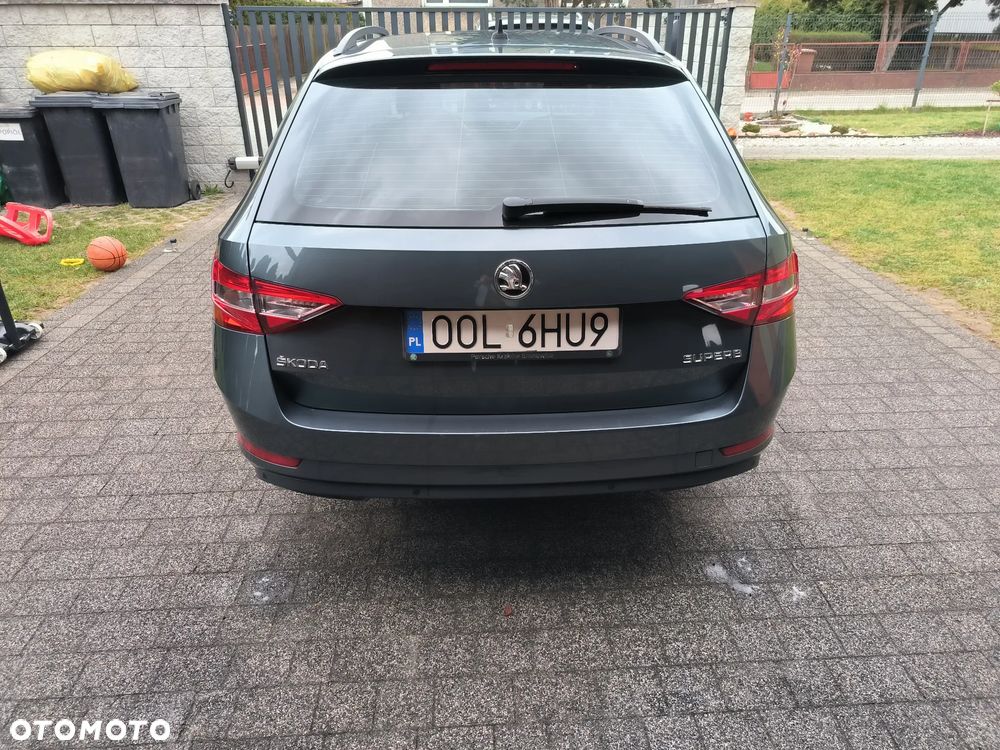 Skoda Superb 1.8 TSI Active DSG - 7