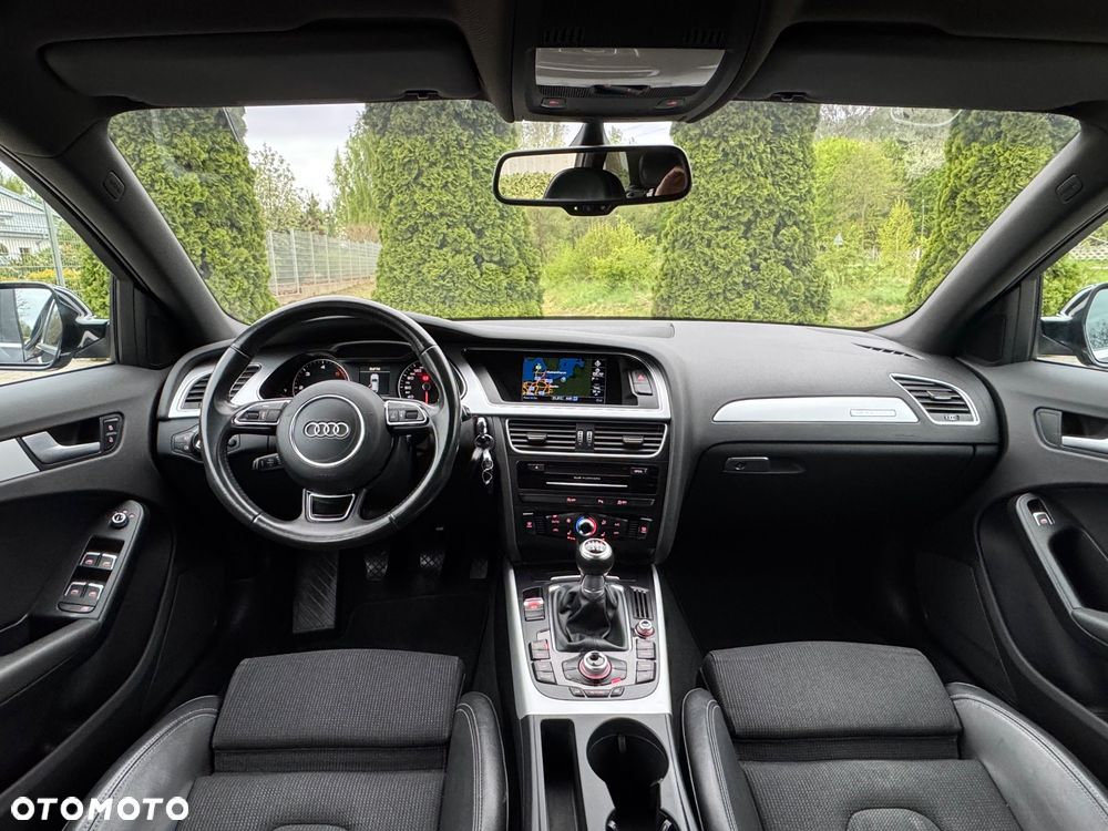 Audi A4 Avant 2.0 TDI DPF quattro S line Sportpaket - 6