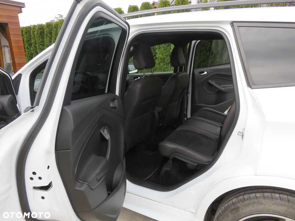 Ford Kuga 2.0 TDCi 4x4 ST-Line - 11