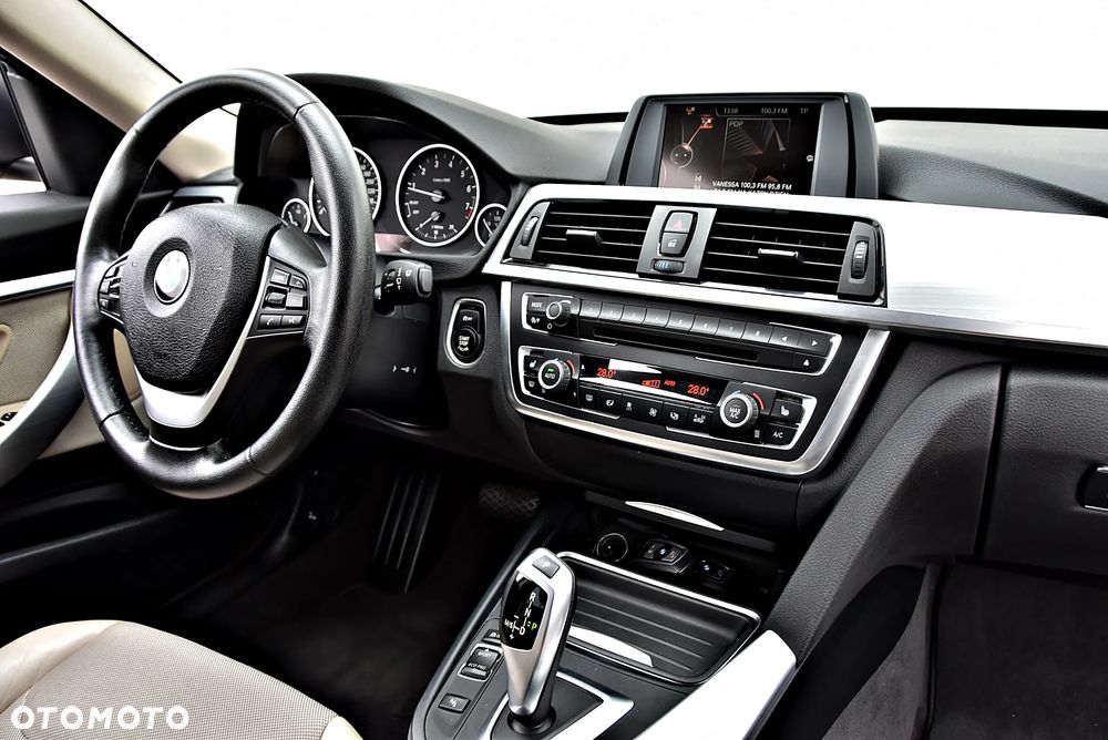 BMW 3GT 320i Luxury Line - 21