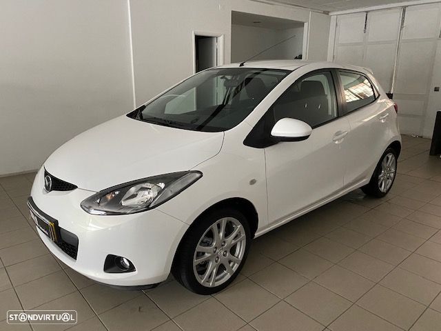 Mazda 2 1.3 MZR 90th Anniversary - 1