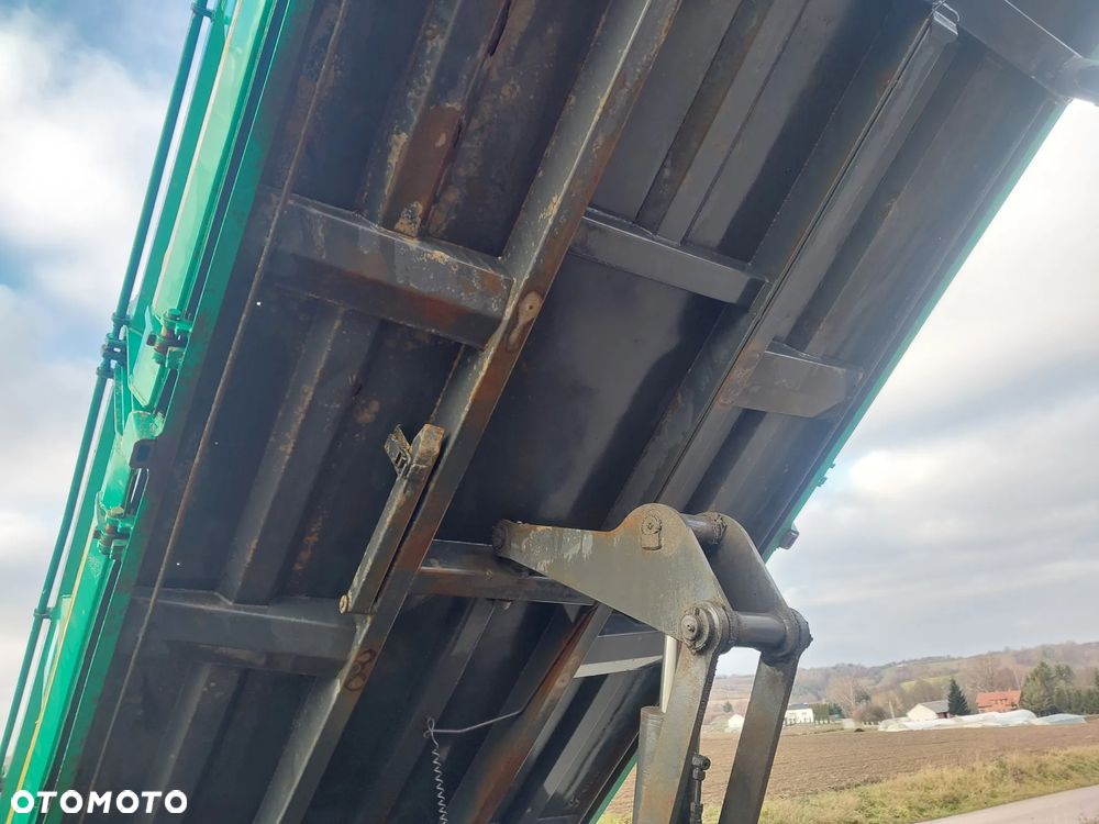 Iveco Eurocargo 120E18 - 17