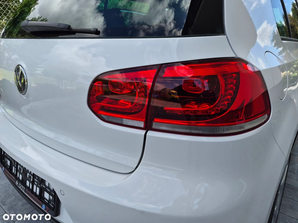 Volkswagen Golf 2.0 GTI DSG - 10