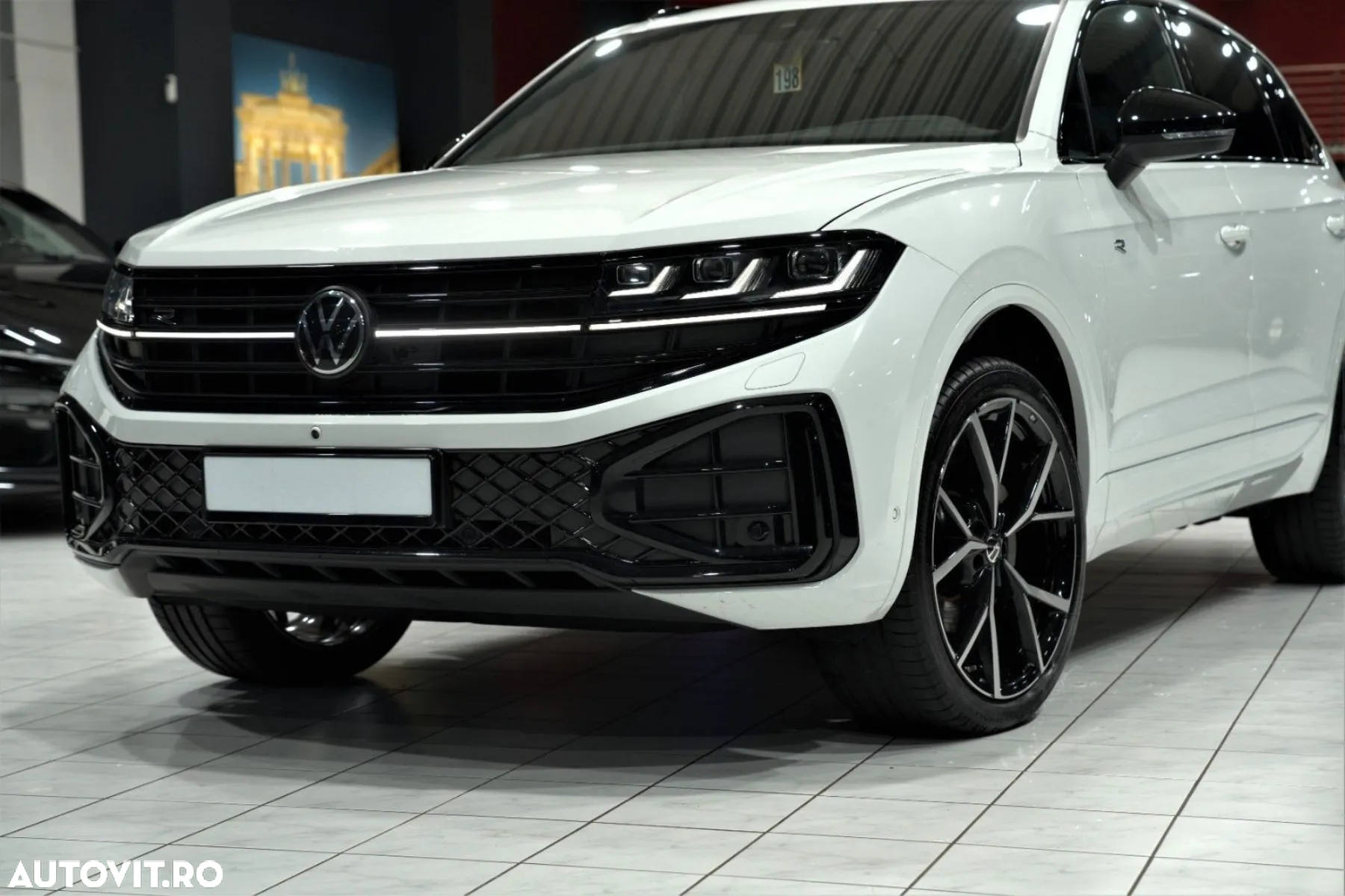 Volkswagen Touareg V6 TDI 4MOTION R-Line - 9