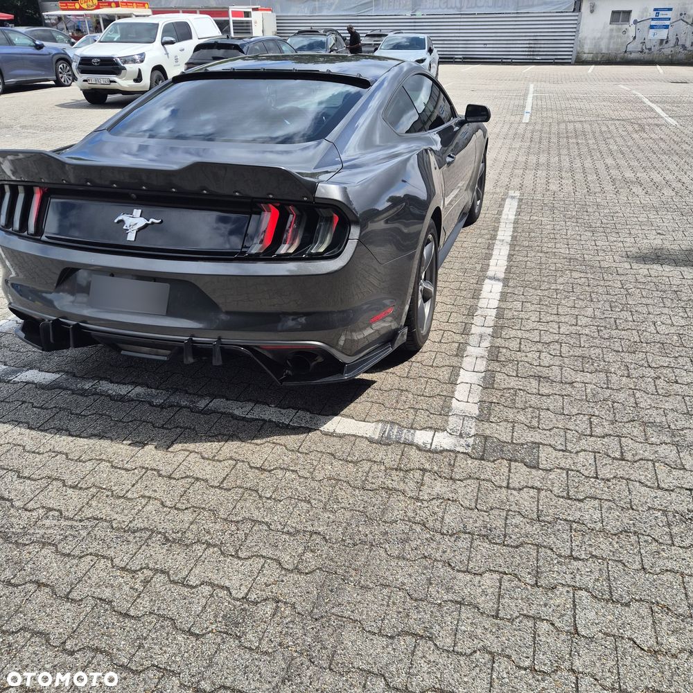 Ford Mustang 3.7 V6 - 12