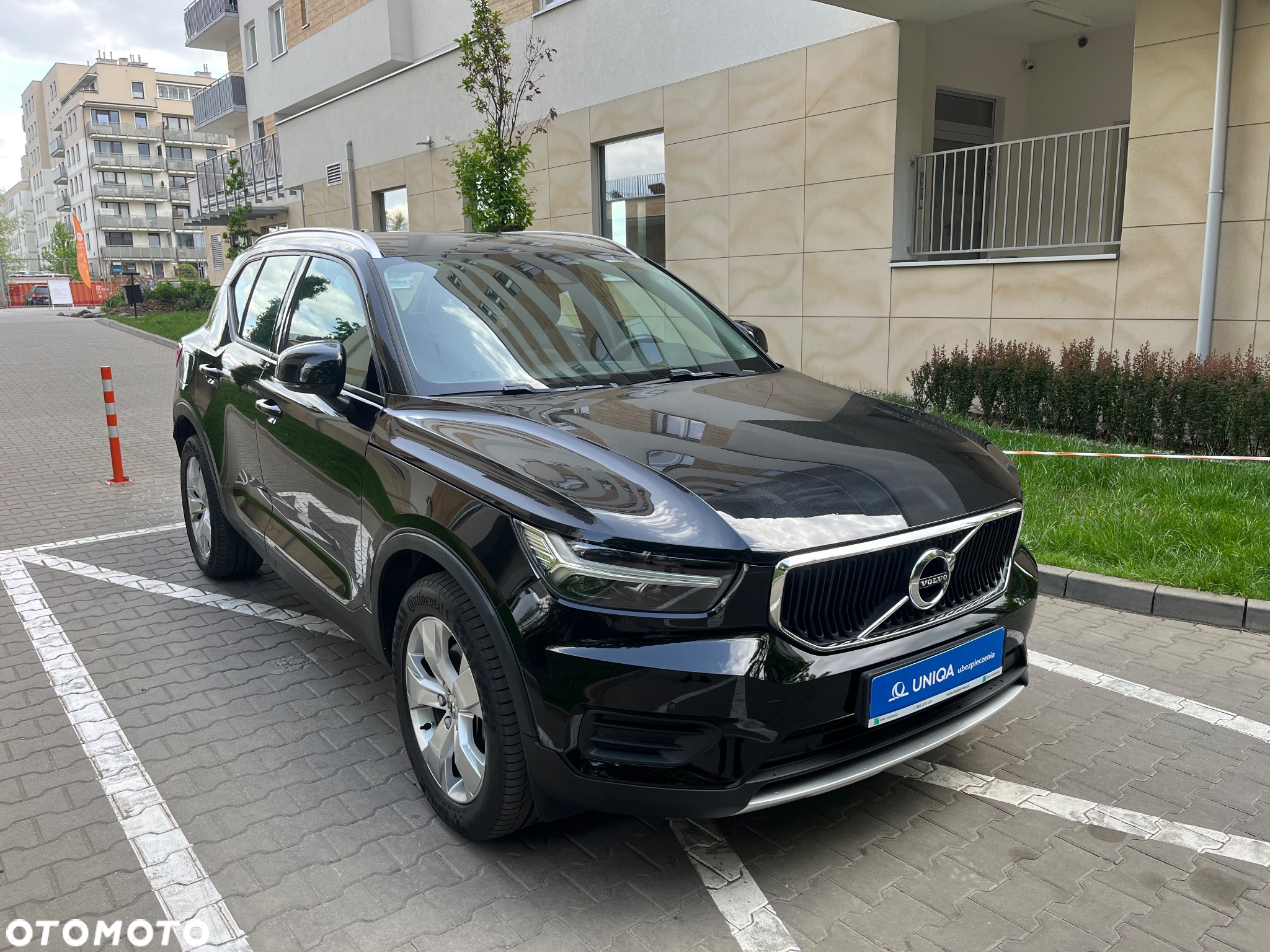 Volvo XC 40 D3 AWD Momentum Pro - 2
