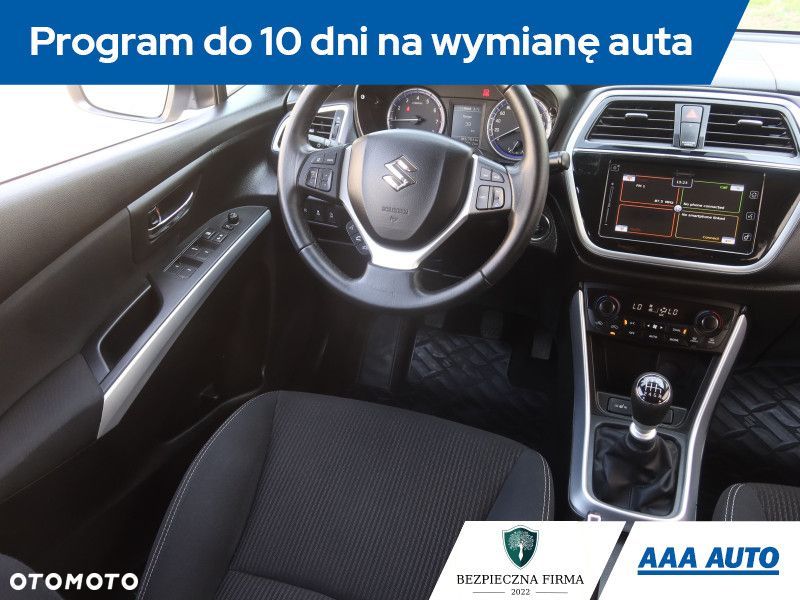 Suzuki SX4 S-Cross - 9
