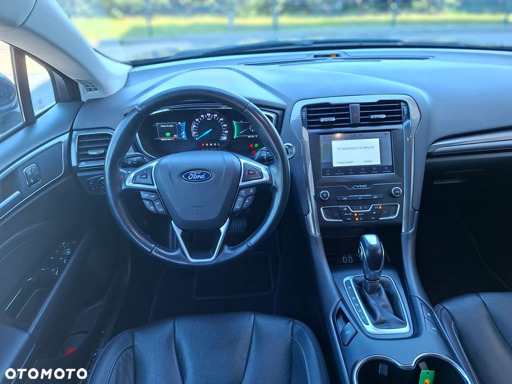 Ford Mondeo - 23