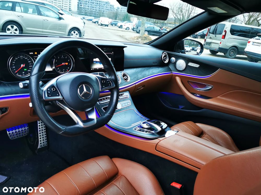 Mercedes-Benz Klasa E 300 9G-TRONIC Avantgarde - 9