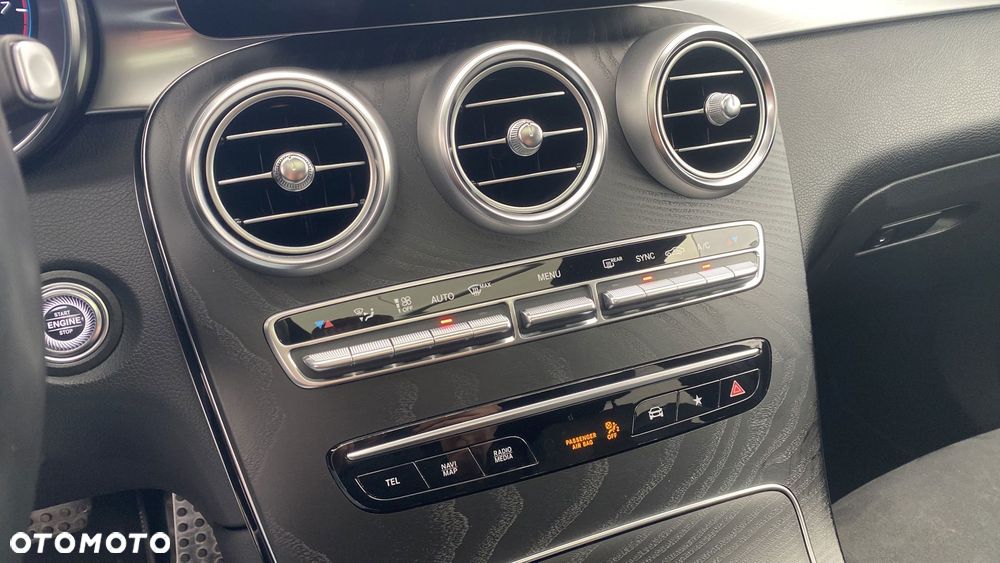 Mercedes-Benz GLC 300 4-Matic - 22