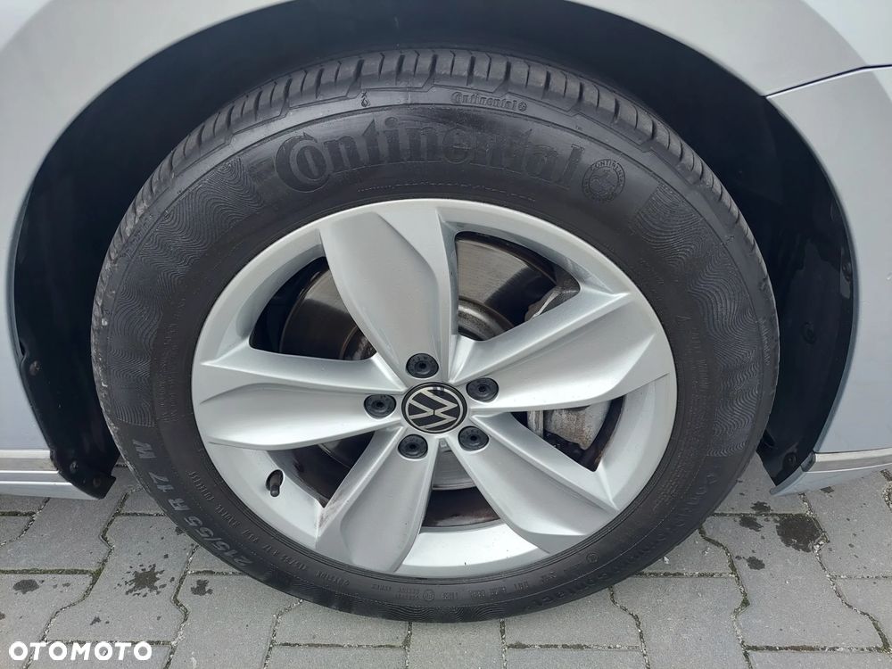 Volkswagen Passat - 39