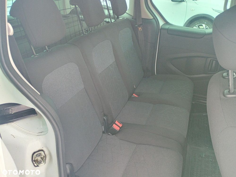 Peugeot Partner - 12