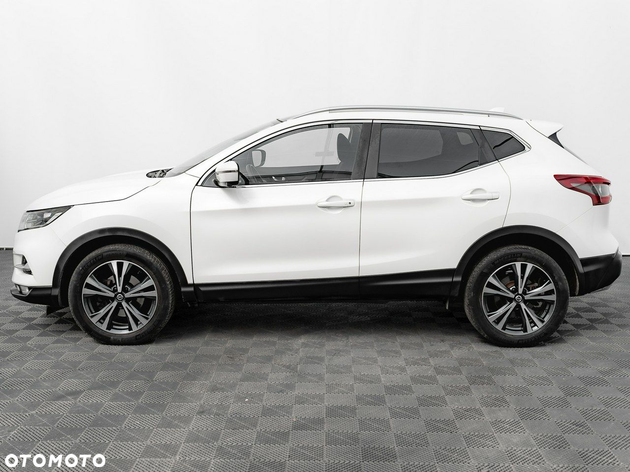 Nissan Qashqai - 10