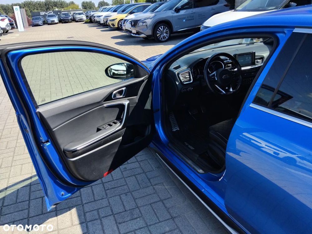 Kia ProCeed - 7