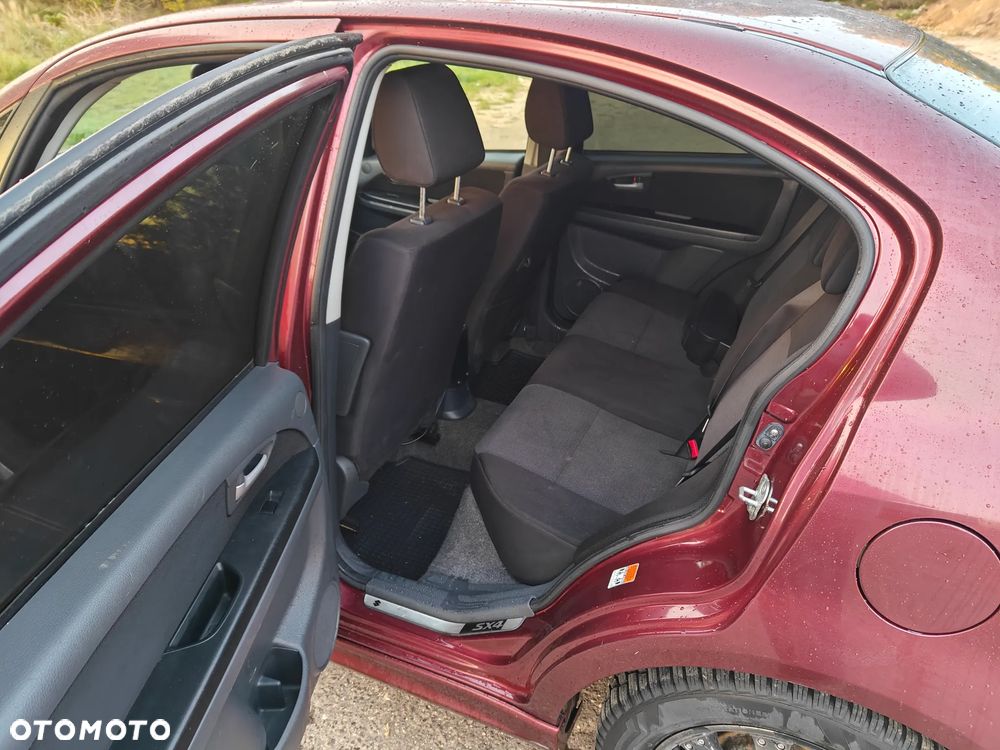 Suzuki SX4 - 6