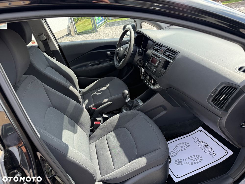 Kia Rio 1.4 Business Line - 12