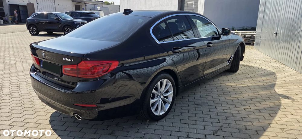 BMW Seria 5 518d - 4