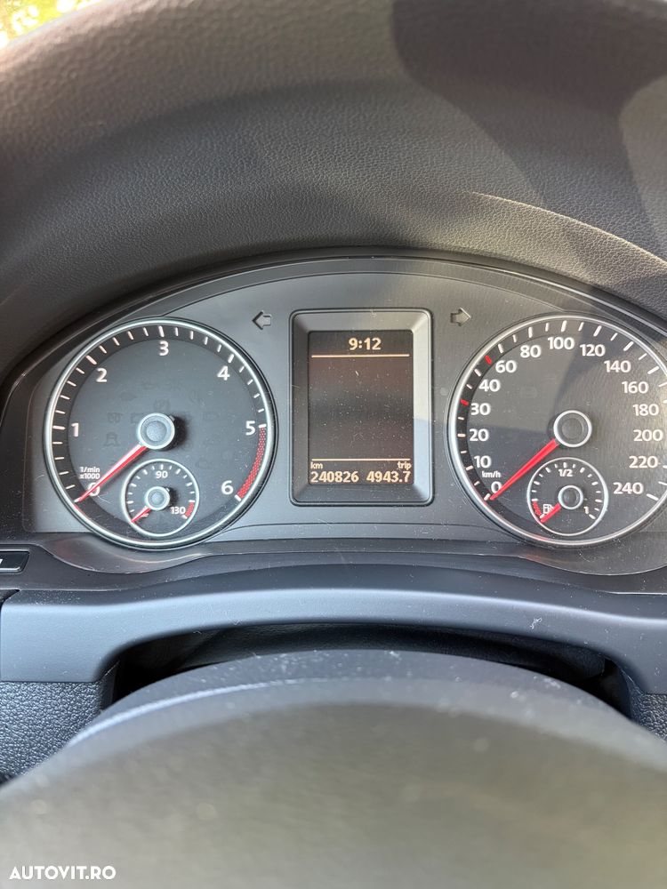 Volkswagen Golf Plus 2.0 TDI Comfortline - 20