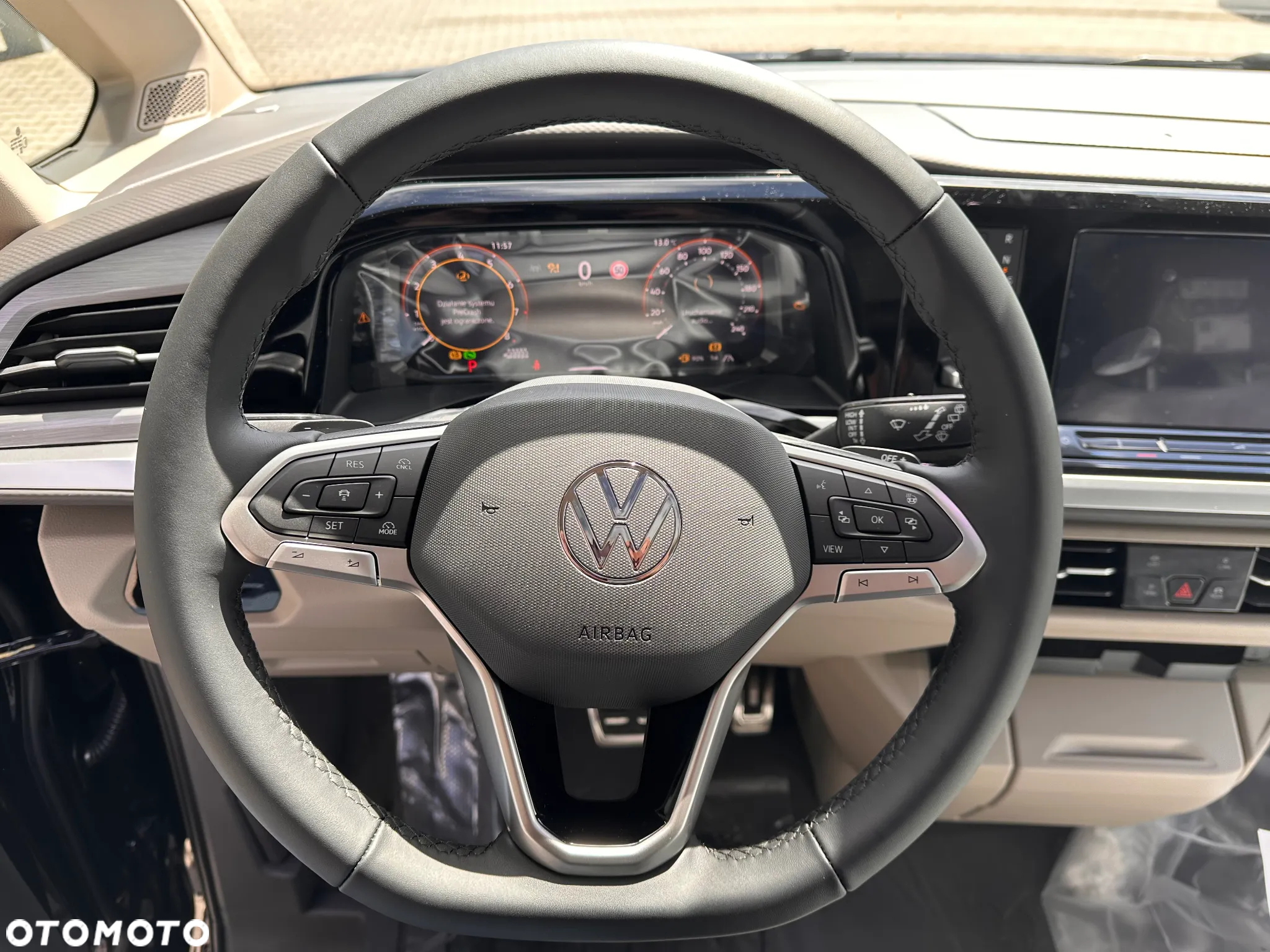 Volkswagen Multivan 2.0 TSI L2 Style DSG - 16