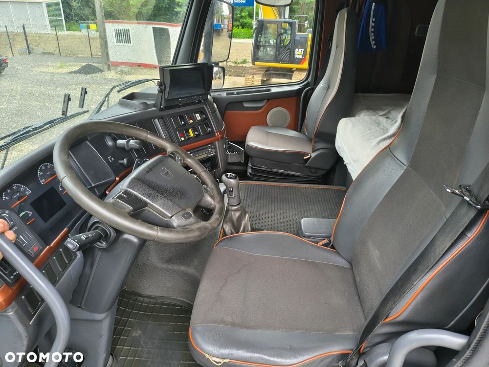 Volvo FH 16 550 Hakowiec Multilift 20 ton 8x4 - 21