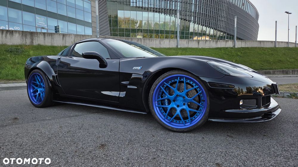 Chevrolet Corvette - 28