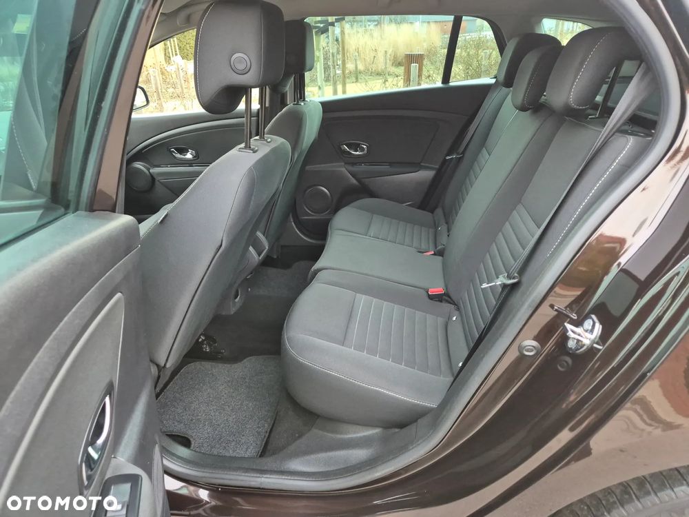 Renault Megane ENERGY TCe 115 Start & Stop LIMITED - 9