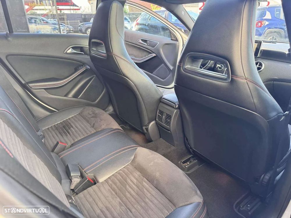 Mercedes-Benz A 200 CDI AMG Line - 13