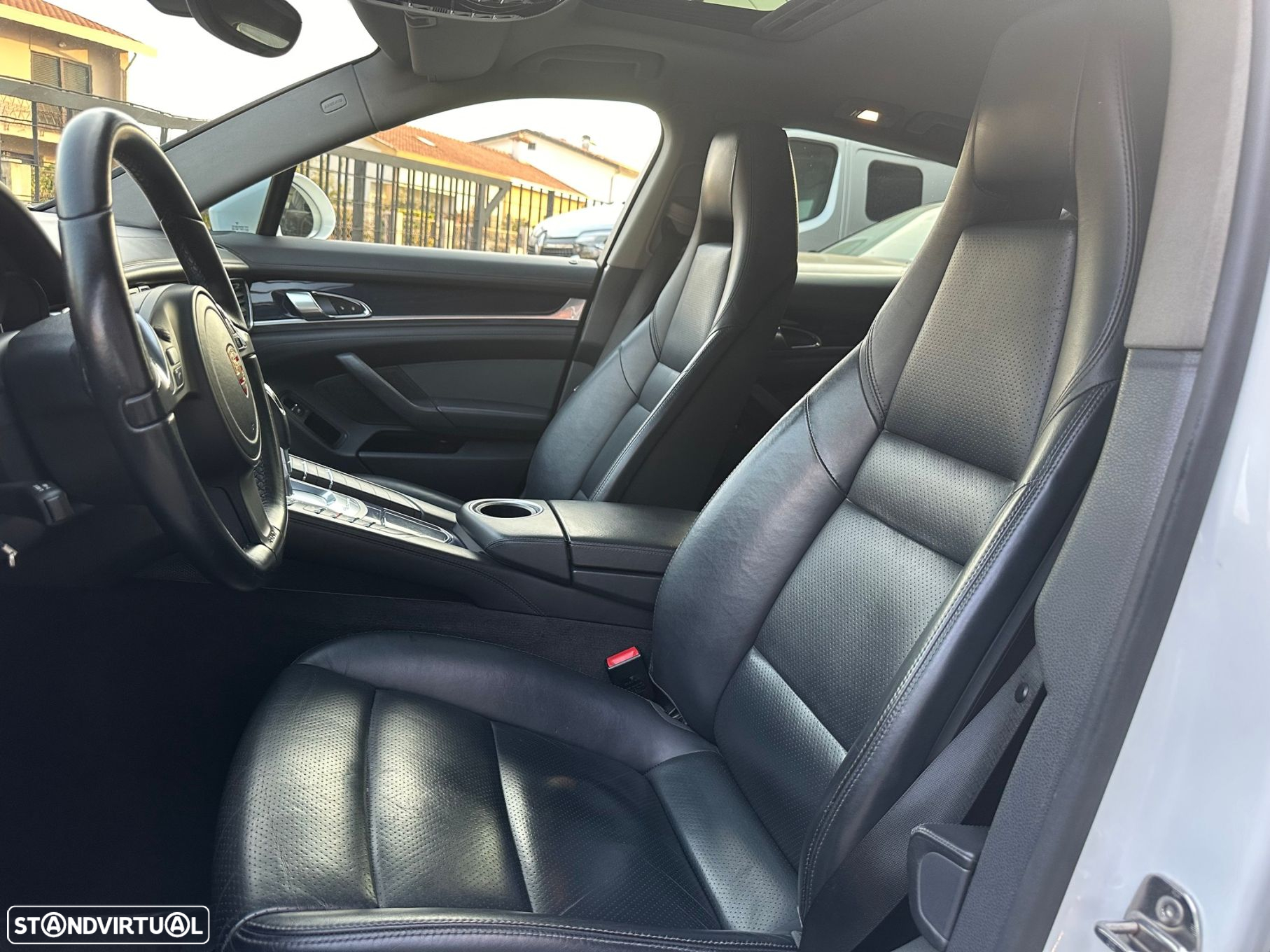 Porsche Panamera Standard - 15