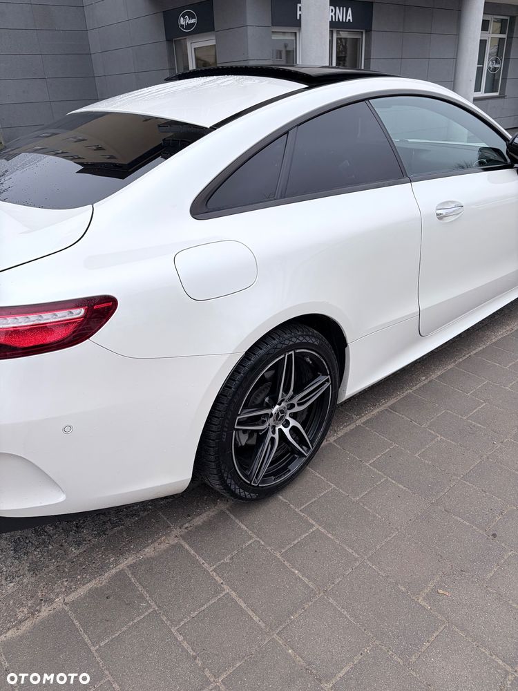 Mercedes-Benz Klasa E - 4