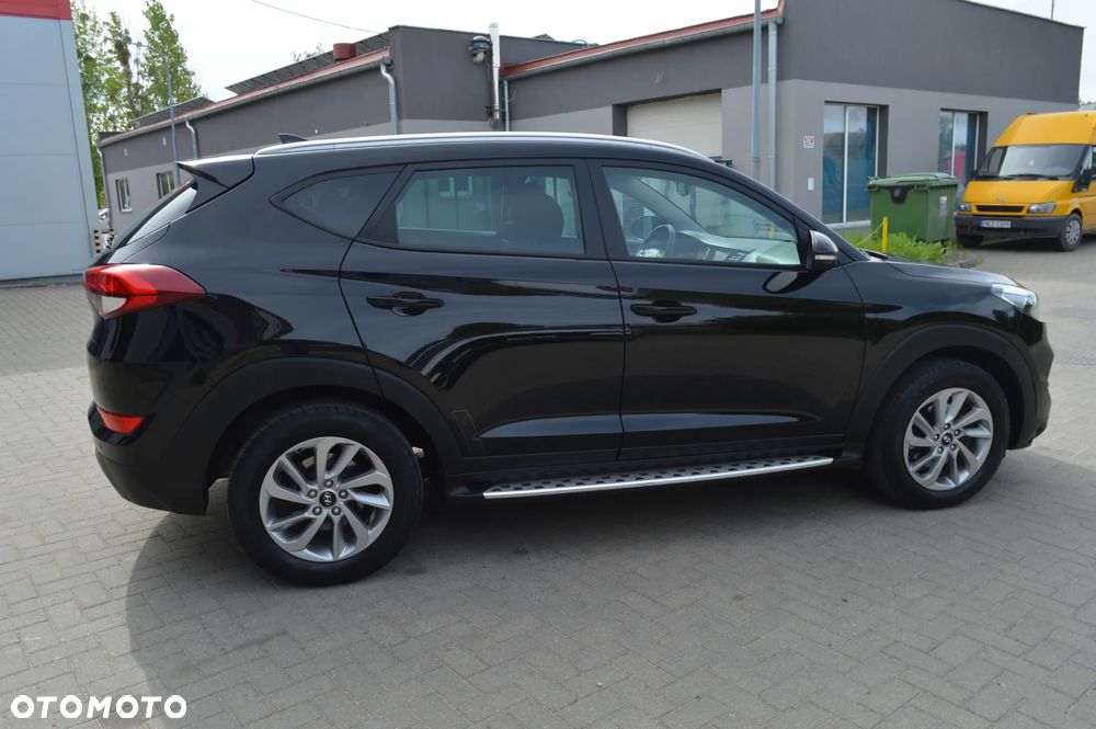 Hyundai Tucson 1.7 CRDI BlueDrive TourdePologne 2WD - 9
