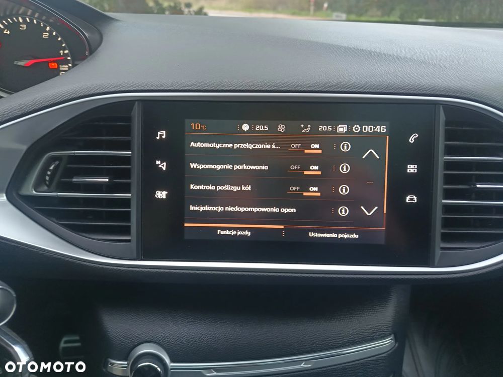 Peugeot 308 BlueHDi 130 Allure - 17