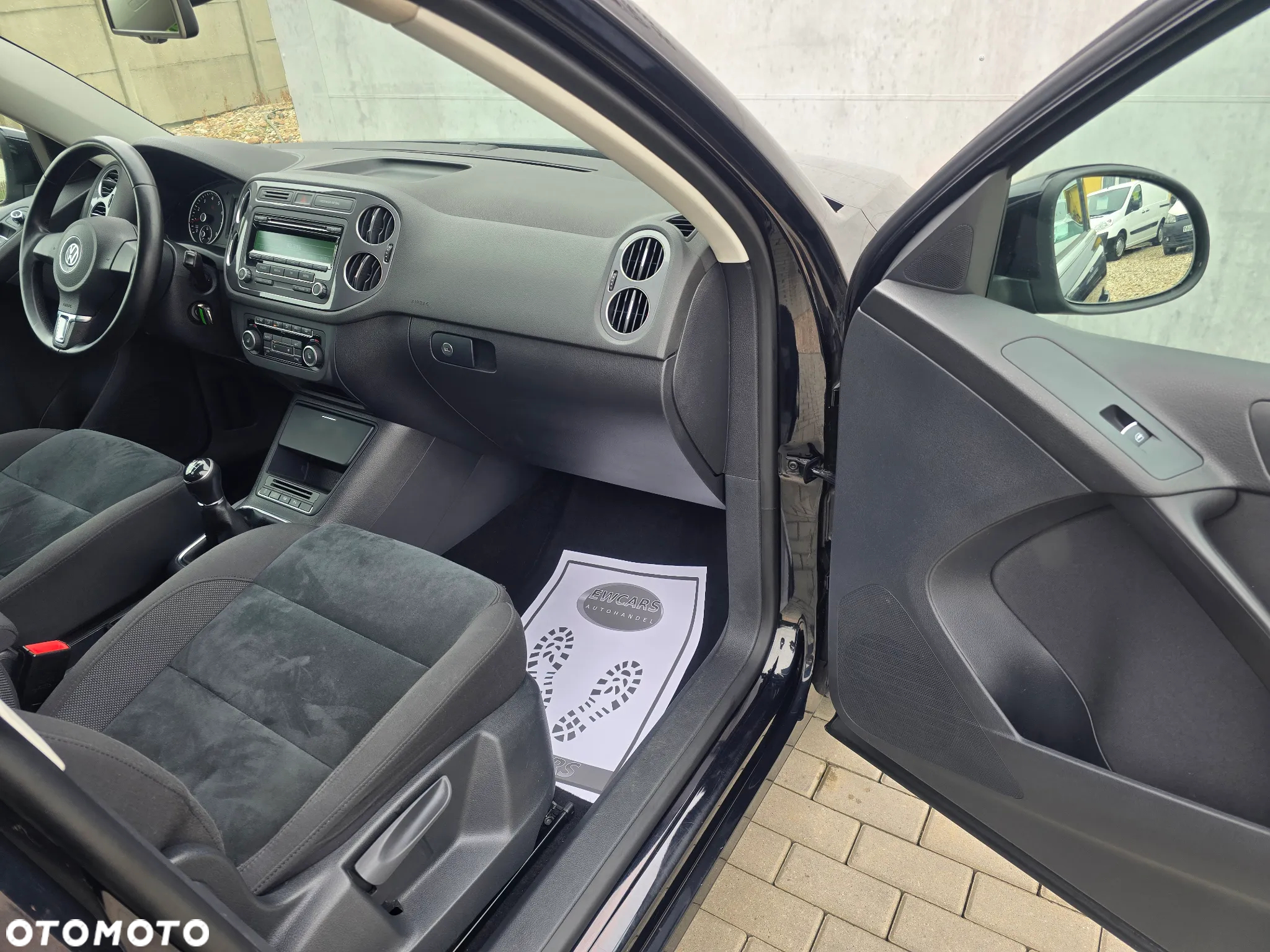 Volkswagen Tiguan 1.4 TSI BlueMotion Technology Sport & Style - 38