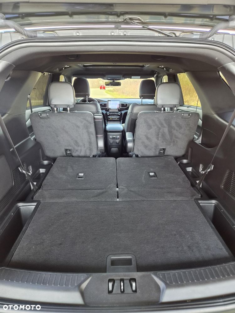 Ford Explorer - 20