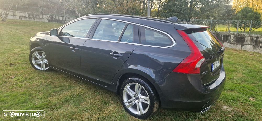 Volvo V60 - 11