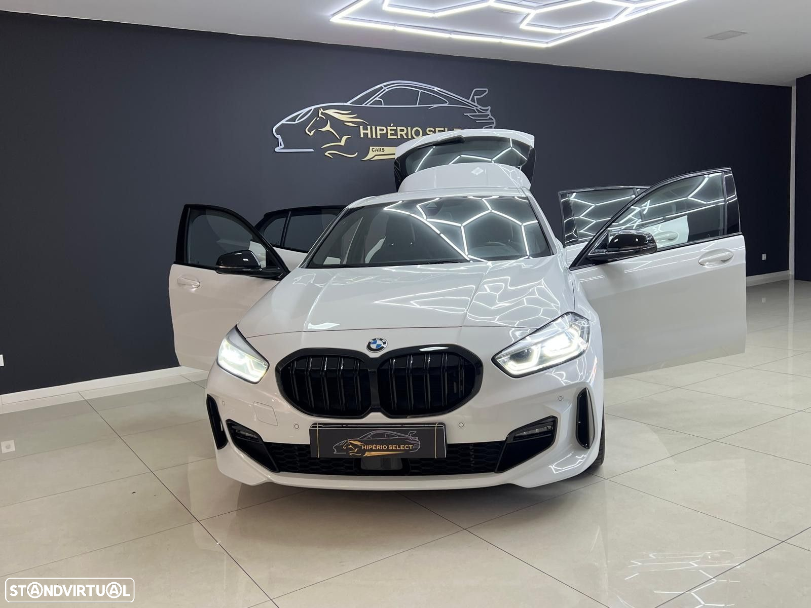 BMW 116 d Pack Desportivo M - 17