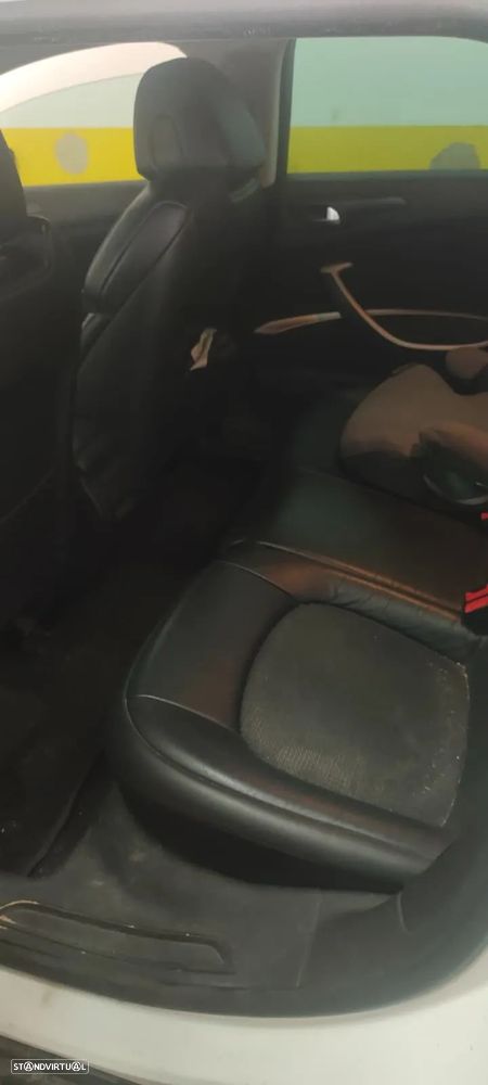 Citroën C5 Tourer 1.6 HDi Séduction - 8