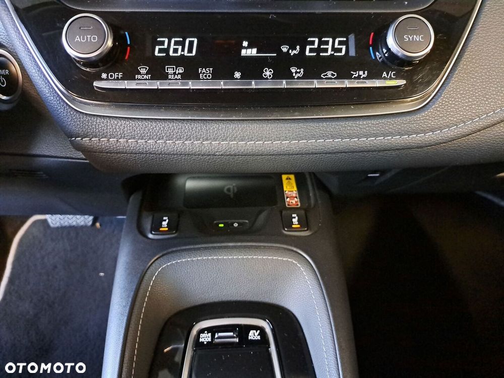 Toyota Corolla 1.8 Hybrid Style - 26