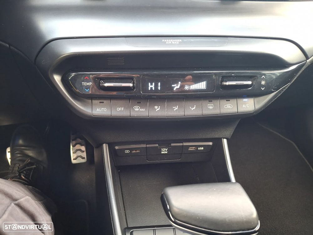 Hyundai Bayon 1.0 T-GDI Premium (TT) DCT - 24