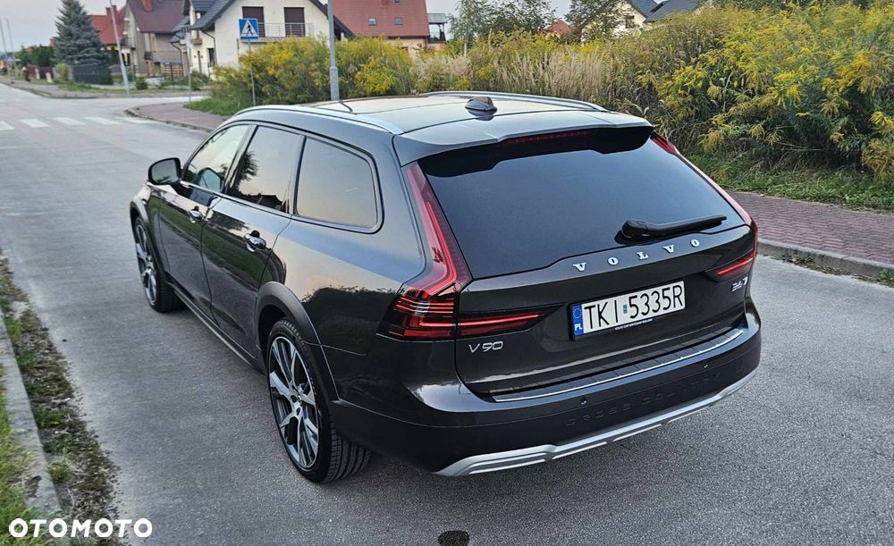 Volvo V90 Cross Country 2022 photo 4