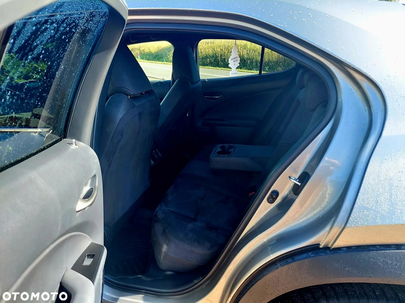 Lexus UX 200 GPF Pure 2WD - 13
