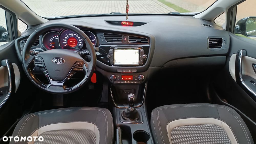 Kia Ceed 1.6 CRDi L - 7