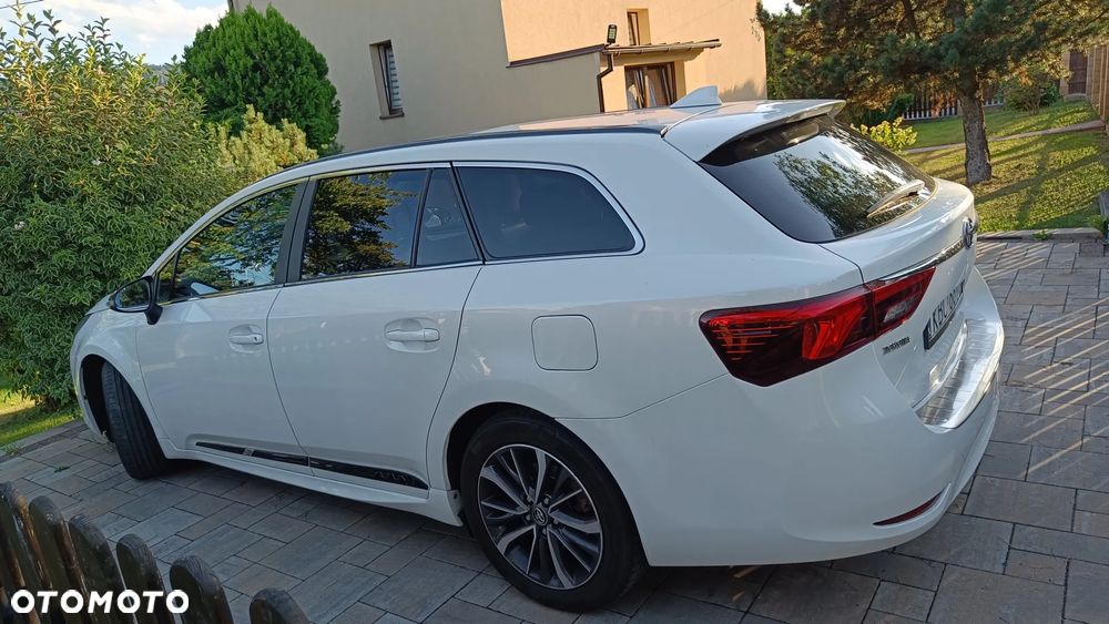 Toyota Avensis Touring Sports 1.6 D-4D Edition S+ - 11