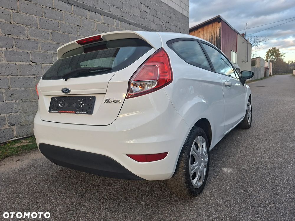 Ford Fiesta 1.25 Champions Edition - 9