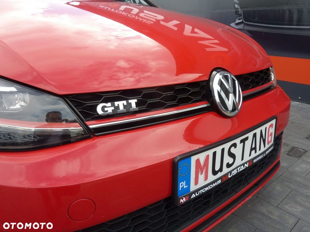 Volkswagen Golf - 39