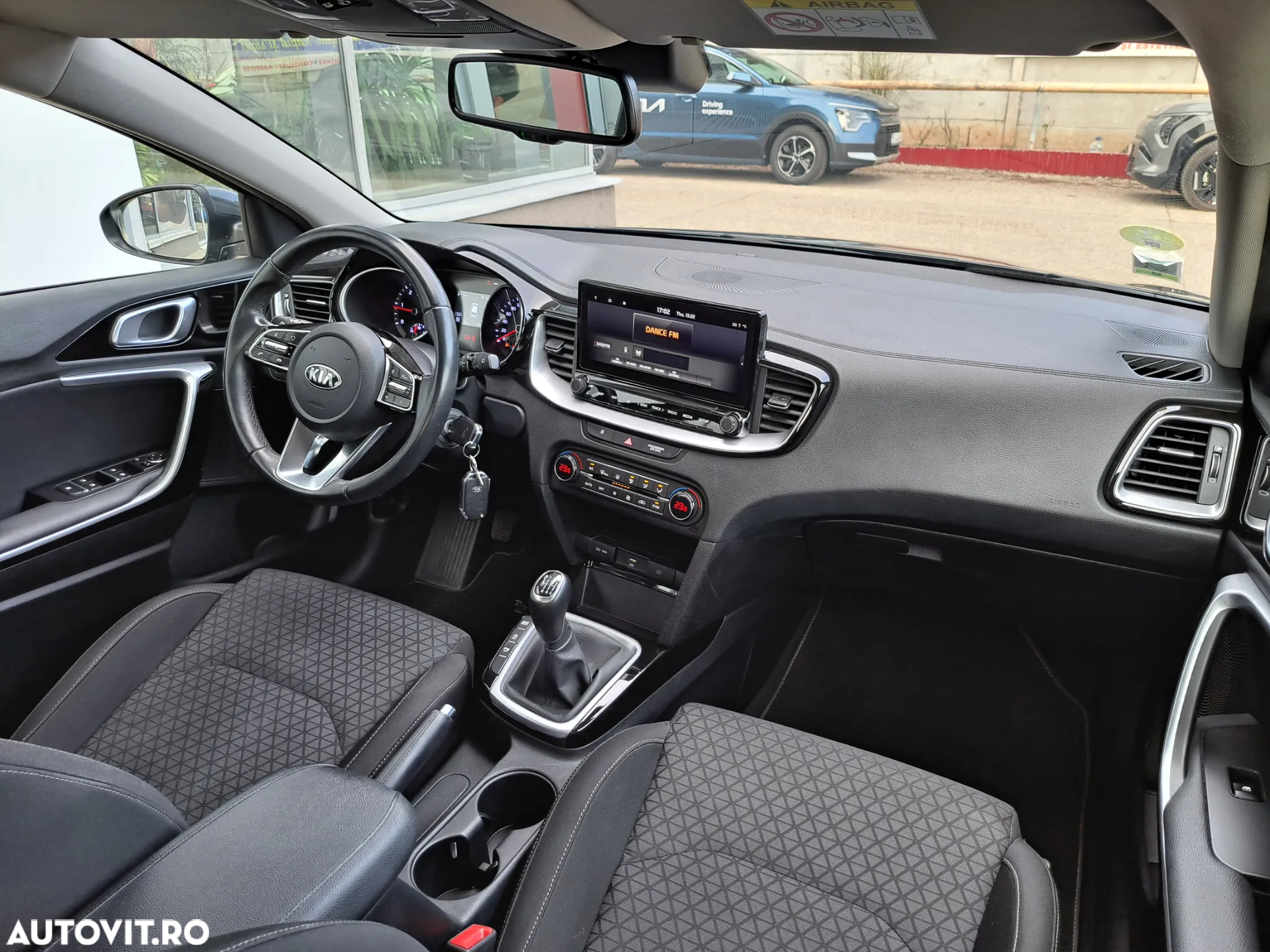 Kia Ceed 1.6 CRDi (48V Mild-Hybrid) Vision - 23