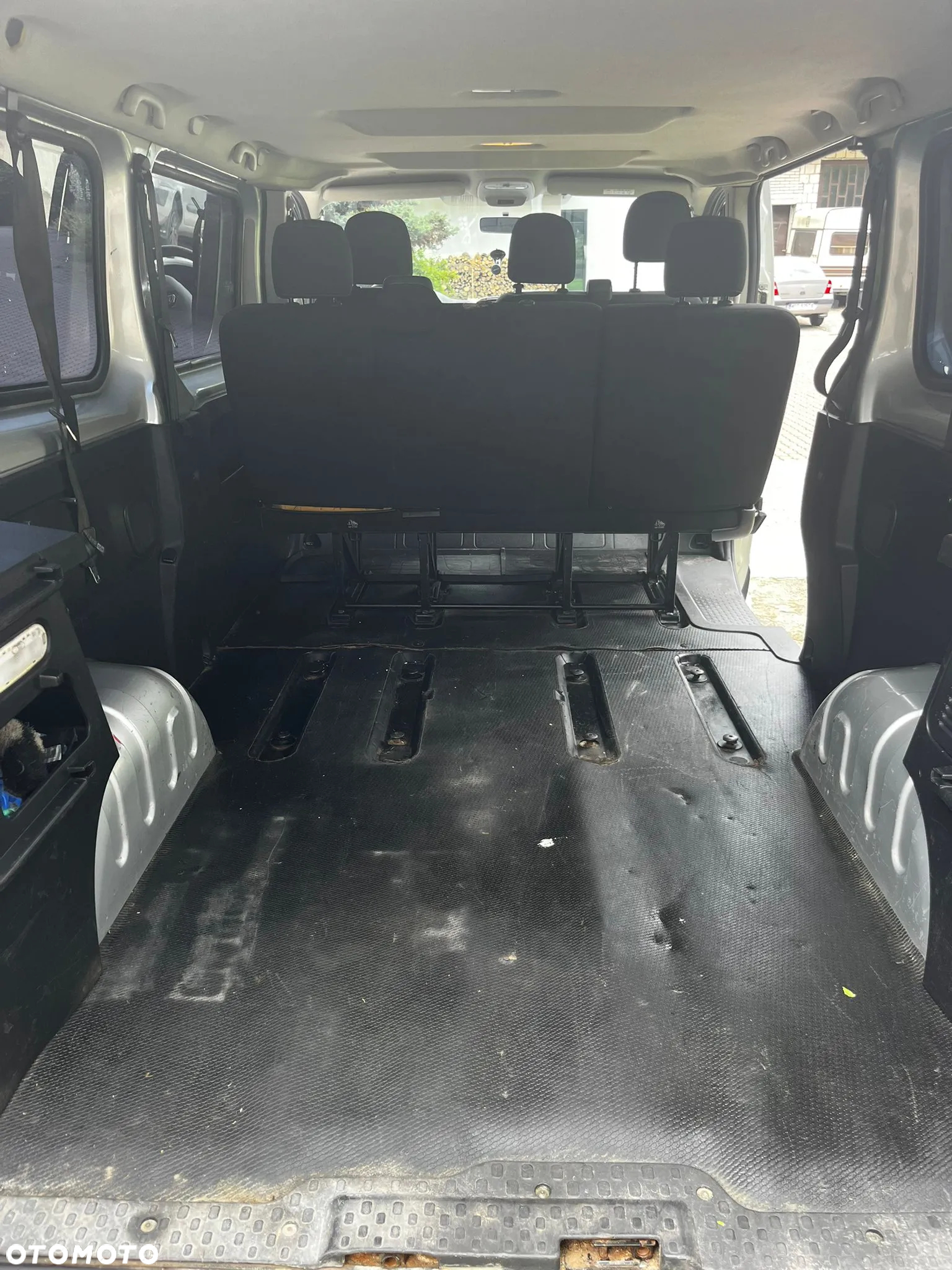 Renault Trafic - 13