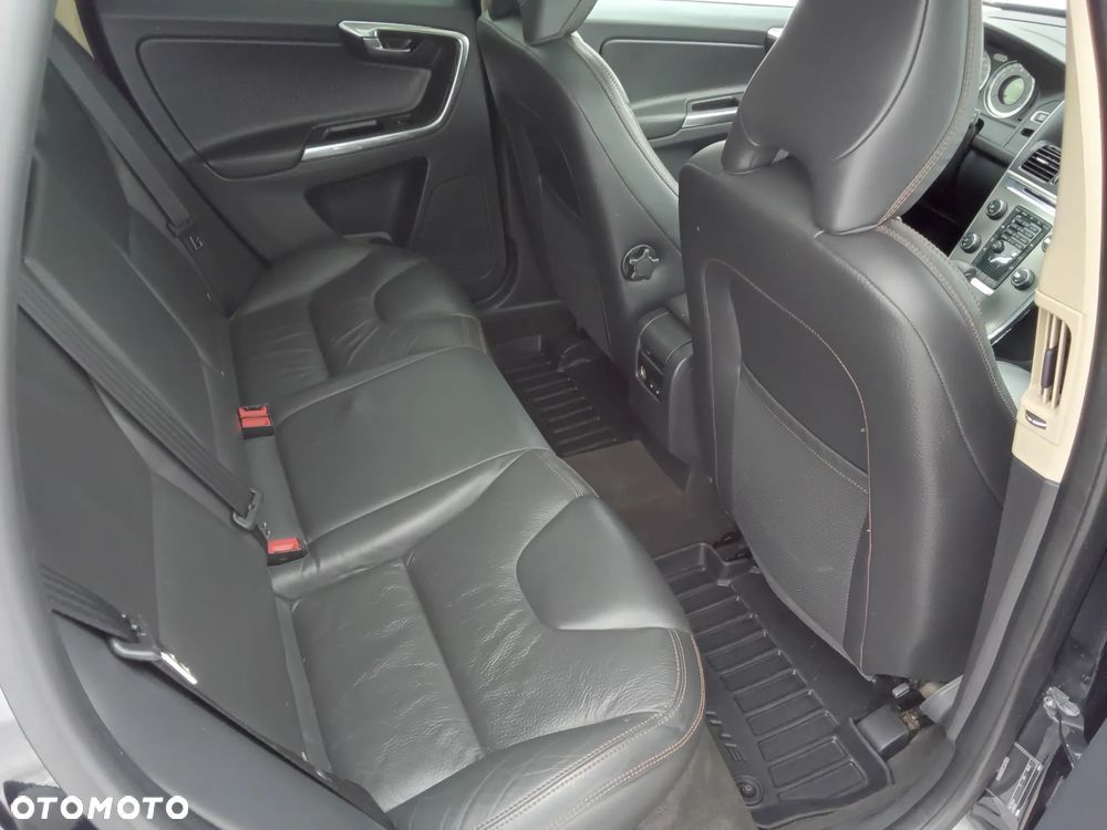 Volvo XC 60 3.2 AWD - 15