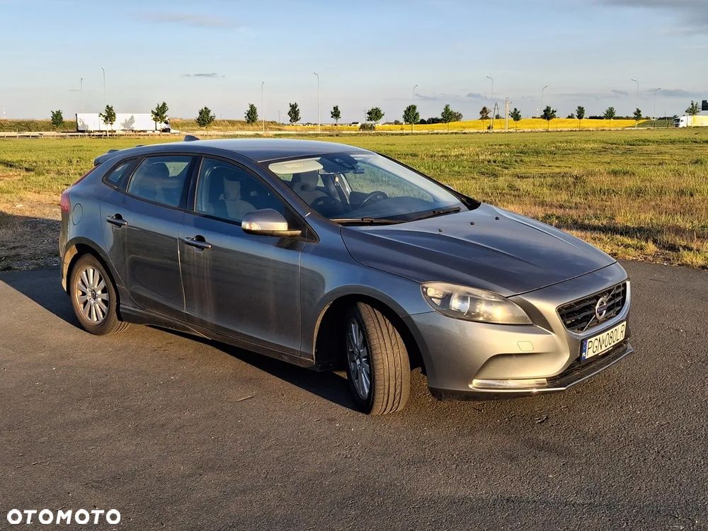 Volvo V40 D2 - 3
