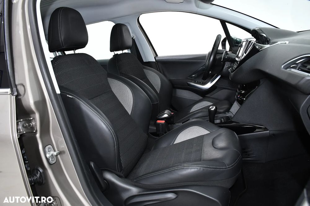 Peugeot 2008 PureTech 82 ETG5 STOP&START Allure - 6